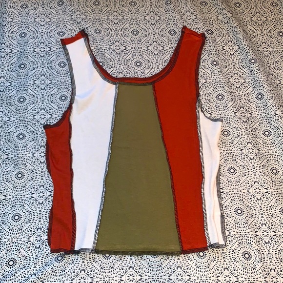 NWOT! Trendy color block tank top - Picture 1 of 4